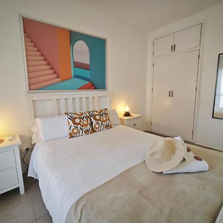 El Estudio De La Playa Benalbeach Vistas Al Mar Benalmadena Exterior photo