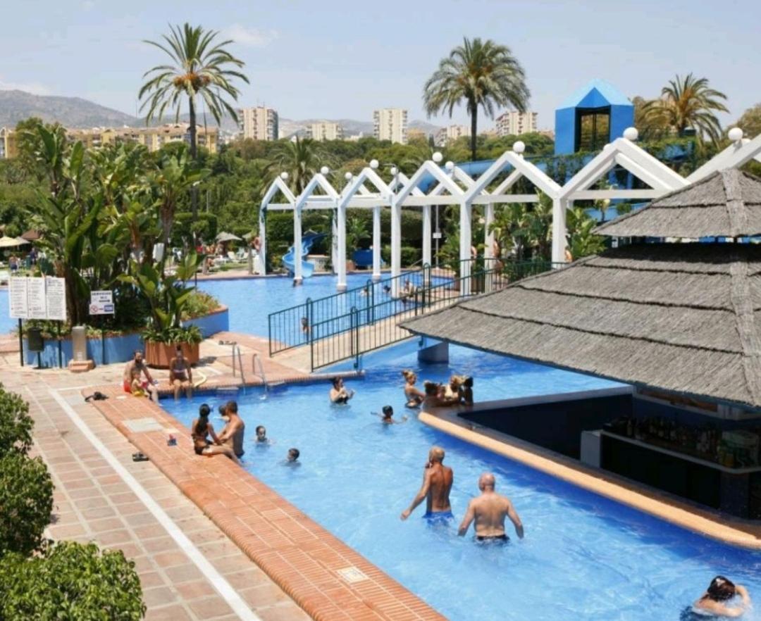 El Estudio De La Playa Benalbeach Vistas Al Mar Benalmadena Exterior photo