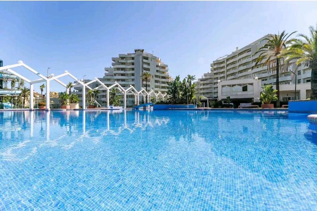 El Estudio De La Playa Benalbeach Vistas Al Mar Benalmadena Exterior photo