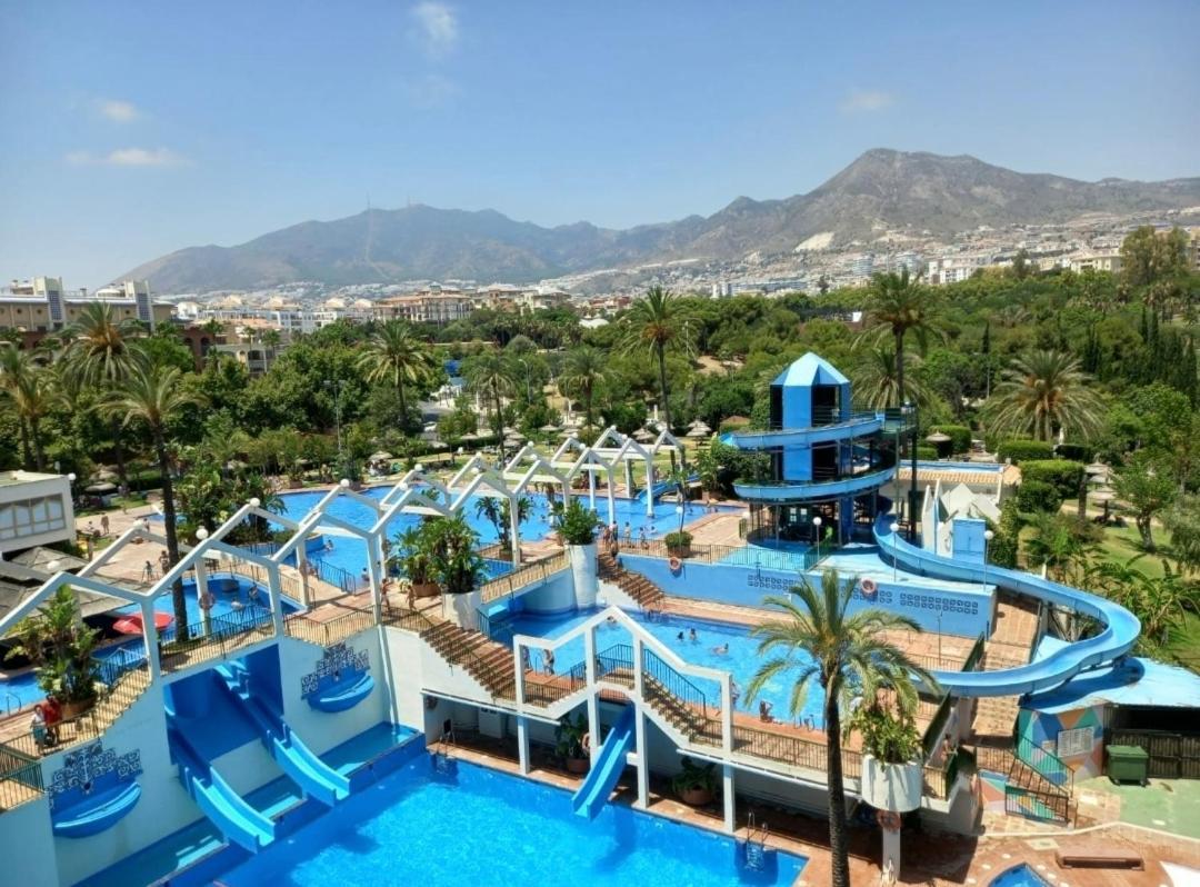 El Estudio De La Playa Benalbeach Vistas Al Mar Benalmadena Exterior photo